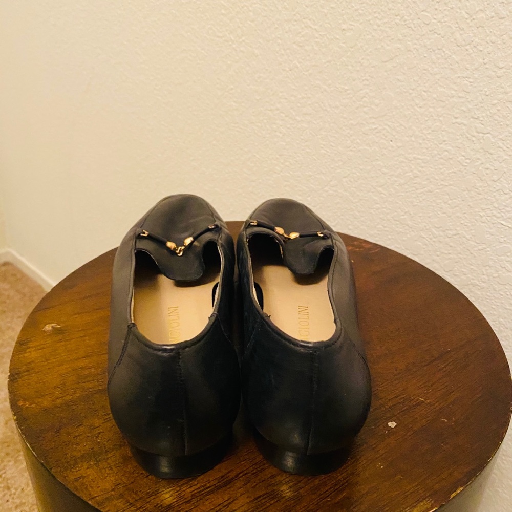 Shoes - Picture 5 of 7